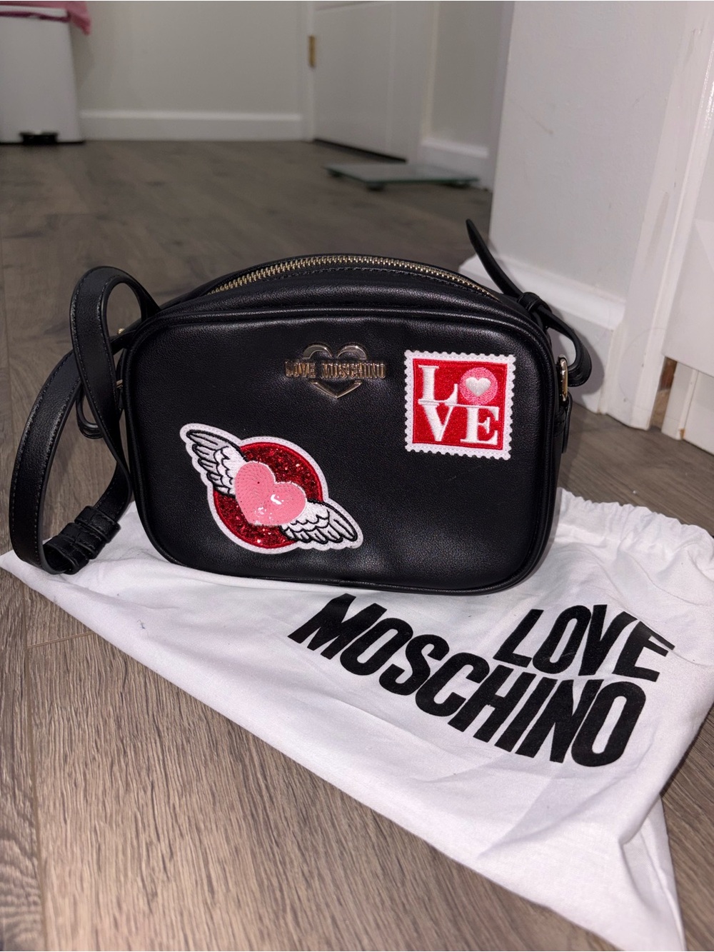 Love Moschino Black Crossbody Bag with Red and Pink Heart Patches🩷💋